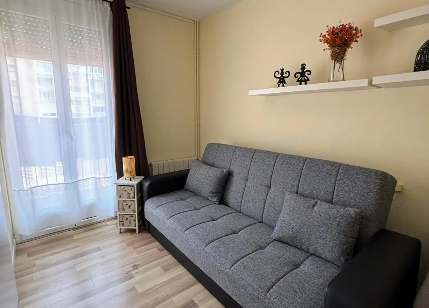 Example Barcelona Apartment